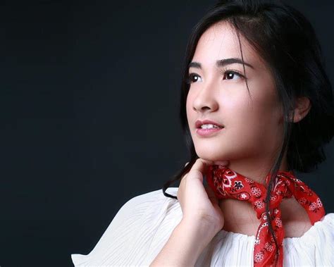 Biodata Nadya Arina Lengkap Agama Umur Pacar Foto Dan Akun