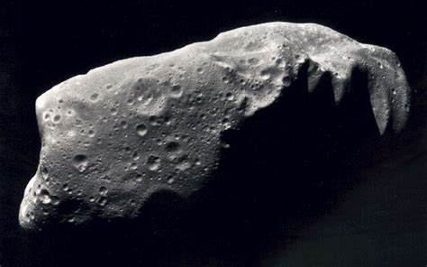 2005 Yu55 Giant Asteroid Will Soar Over The Earth November 2011 The