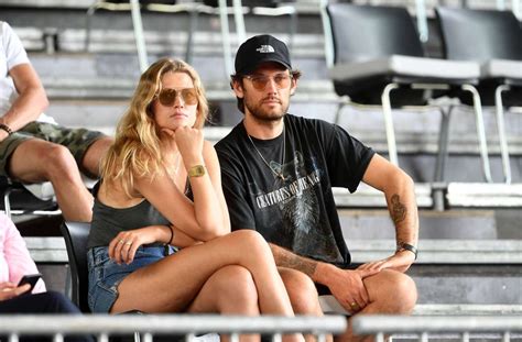 Alex pettyfer and toni garrn are married! Toni Garrn und Alex Pettyfer: Das Hamburger Model hat ...