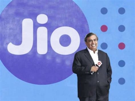 Now, this merger is known as vodafone idea ltd and it has 6 independent directors and 12 directors; Reliance Jio, Airtel And Vodafone Troll Each Other On ...