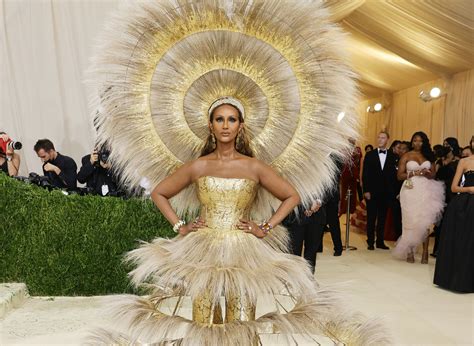 Heres What To Expect From The 2022 Met Galas Gilded Glamour Theme