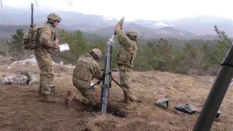 Us Soldiers Firing 120mm Heavy Mortar M327soltam K6 Youtube