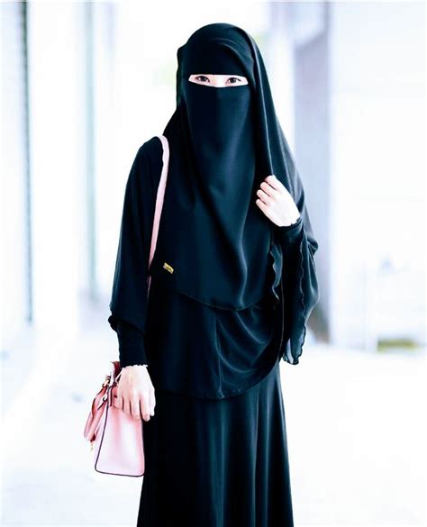 Pin By Alex Saiful On نقابنا شرف لنا Muslim Women Hijab Stylish Hijab Muslim Women