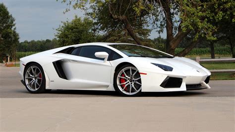 The Five Most Popular Lamborghini Colors