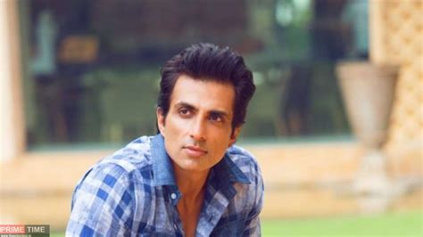 Check out the list of all sonu sood movies along with photos, videos, biography and latest movies in which sonu sood has acted are acharya, kisaan, alludu adhurs, prithviraj and. Happy Birthday Sonu Sood: The villain in the movies is the ...