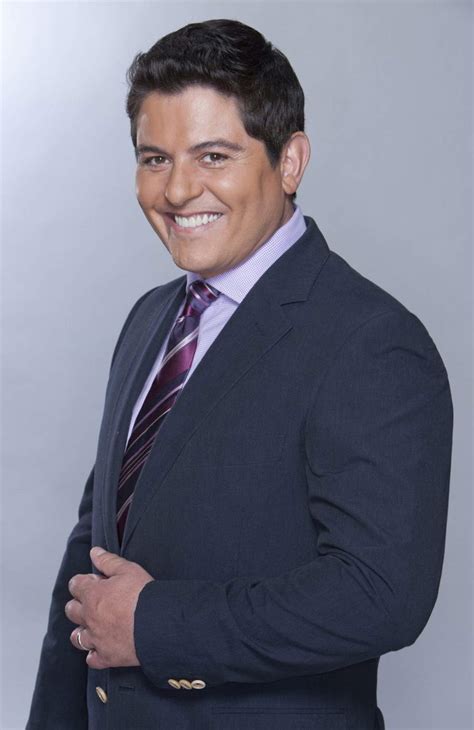 Ernesto Laguardia ya es parte de TV Azteca