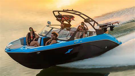 Best Wake Surf Boats 6 Top Models For Creating The Biggest Wake