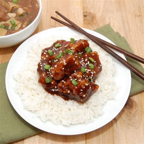 This hoisin sauce is naturally sweetened, perfectly spiced, and comes together in less than 10 minutes! For the Chicken: 1/2 cup hoisin sauce 1/4 cup white vinegar 3 tablespoons soy sauce 3 ...