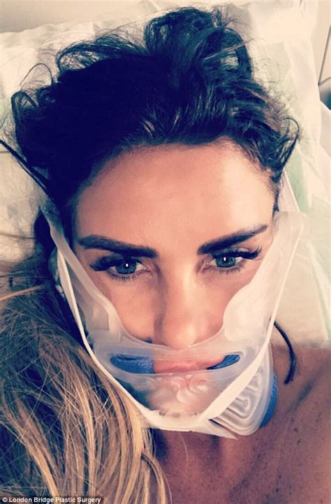 Katie Price Shows Off First Facelift On Loose Women Daily Mail Online