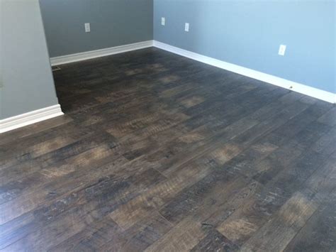 Distressed Laminate Flooring Highly Durable Against Scratches With An