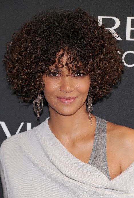 Halle Berry Curly Hairstyle For Black Women Hairstyles Weekly