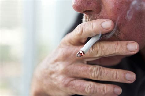 9 Ways Smoking Affects Your Skin