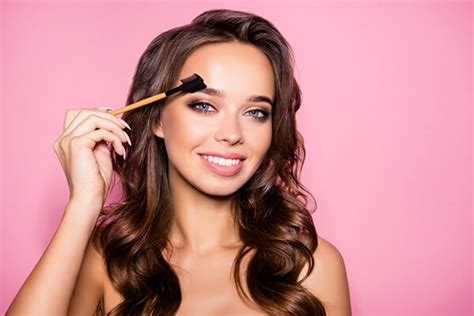 5 Makeup Tools Every Girl Should Have In Her Kit Be Beautiful India