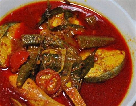 Akhirnya ikan goreng ubi kayu di tu. Resepi Asam Pedas Ikan Tenggiri (Dengan gambar) | Masakan ...