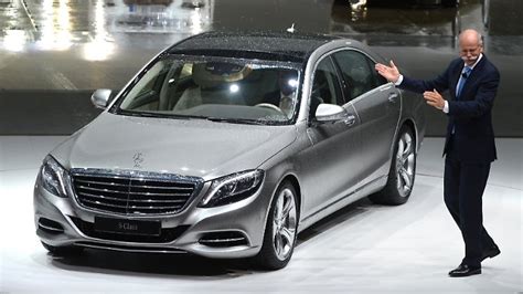 Daimler präsentiert neue S Klasse in Hamburg n tv de