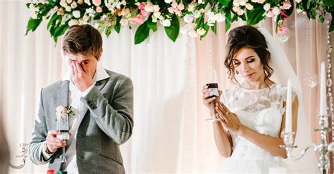 wedding guests share cringiest things they ve ever seen including singing vows mirror online