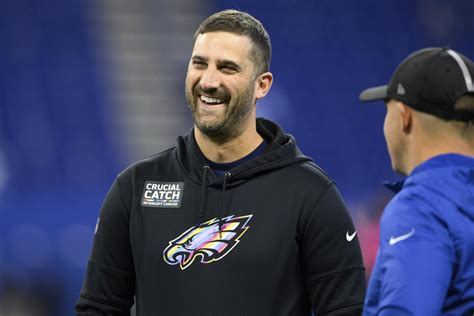 Nfl Betting Eagles Nick Sirianni Is Becoming A Runaway Leader For Coach Of The Year Yahoo Sports
