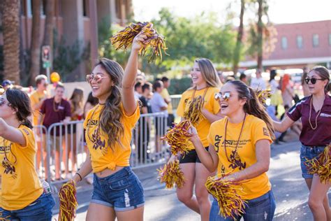 Las Mejores Escuelas De Fiestas En 2021 Inteligente Rocket Site