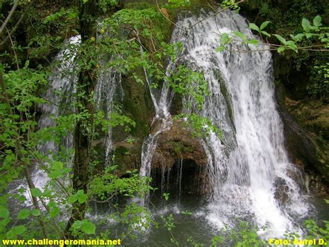 .necunoscătorilor, izvorul bigăr (cascada bigăr) este cunoscut și sub denumirea de izbucul bigăr. ANINA: Cascada BIGĂR - Munții Aninei