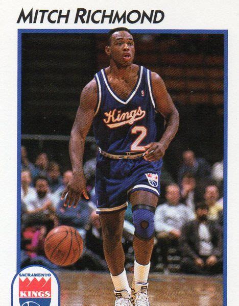 The team set includes the following cards: Pin on Sacramento Kings