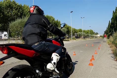 le plateau épreuve théorique et pratique du permis moto