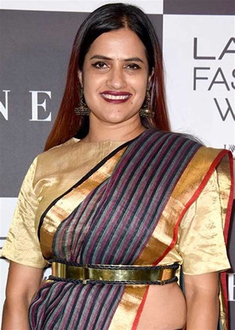 Sona Mohapatra Age Height Education Net Worth And Lifestyle