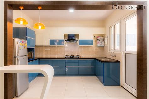 Kutchina modular kitchens fit the quintessential indian kitchen and turns it into a modern, stylish and convenient hybrid kitchen. U Shape Modular Kitchen Designs in Bangalore