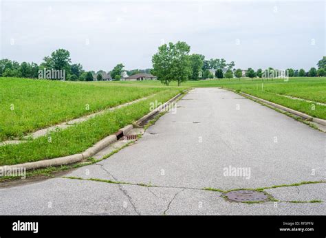 Subdivision Incomplete Hi Res Stock Photography And Images Alamy