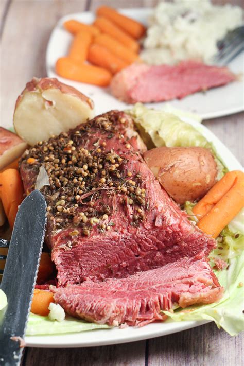 Best corned beef and cabbage i've ever made! Slow Cooker Corned Beef and Cabbage | The Gracious Wife