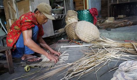 Beli perabotan rumah tangga online berkualitas dengan harga murah terbaru 2021 di tokopedia! Perabotan Rumah Tangga dari Anyaman Bambu di Toko Rohis ...