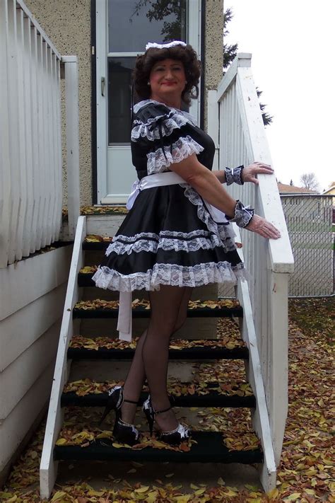 Doing The Stairs Fashion French Maid Uniform Tulle Skirt
