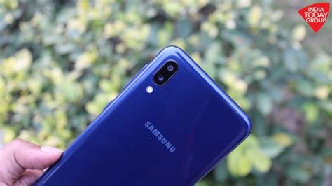 Samsung Galaxy M10 Review Samsung Makes Budget Phones Great Again
