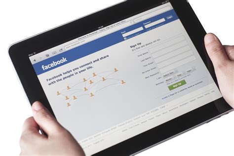 Secret Facebook Ipad App Discovered By Blogger Says Report Cbs News