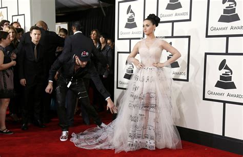 2014 Grammy Awards Red Carpet
