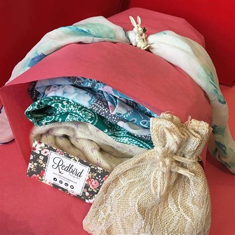 Redbird Vintage Box A Subscription Box Full Of Authentic Vintage Clothing And Accessories Hand