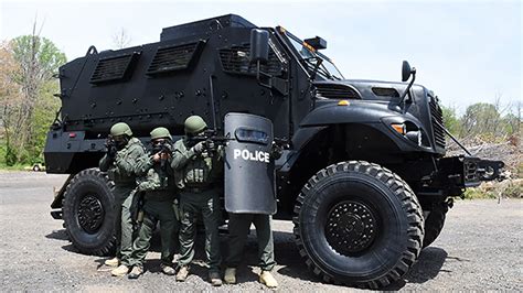 Mrap And Roll Why Police Need Armored Military Surplus Rigs