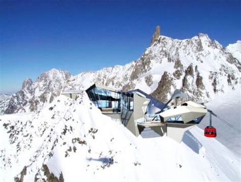 Il sole nascente poco a poco. Nuova Funivia del Monte Bianco - Foto Gallery - Gallerie ...