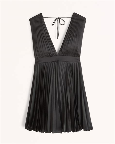Womens Plunge Pleated Mini Dress Womens Dresses And Jumpsuits