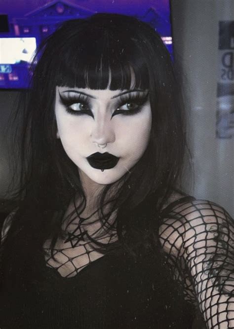 Halloween People Gothic Gothic Hairstyles Face Goth Makeup Emo