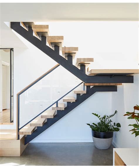 Modern Glass Railing Single Stringer Stairs Pricewood Stair Treads