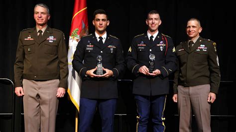 Army Names Soldier Nco Of The Year Ausa
