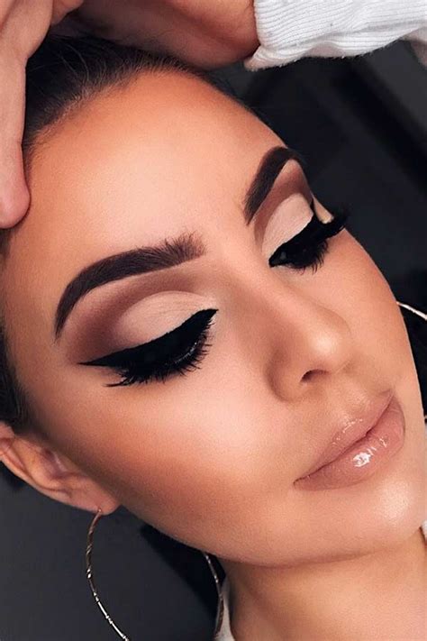 Glam Makeup Looks To Wear For The Holidays In Stayglam