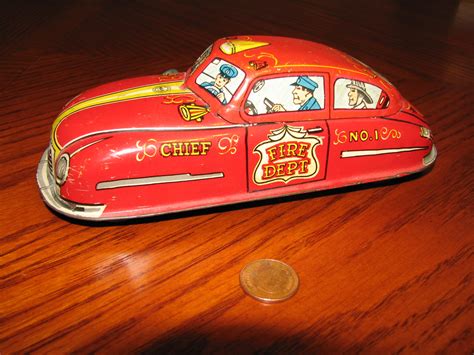 Memories Of The Past Vintage Marx Fire Dept Wind Up Tin Toy Car 1940s