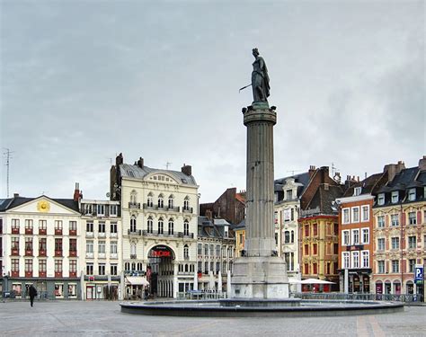 Submitted 1 month ago by bilo_6161. Lille: From left-wing bastion to far-right hunting ground