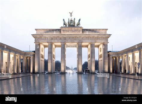 Berlins Wahrzeichen Brandenburger Tor Pariser Platz Berlin