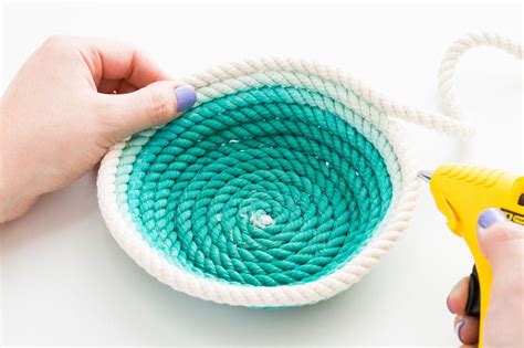 How To Make Beautiful No Sew Rope Bowls Rope Crafts Diy Rope Basket