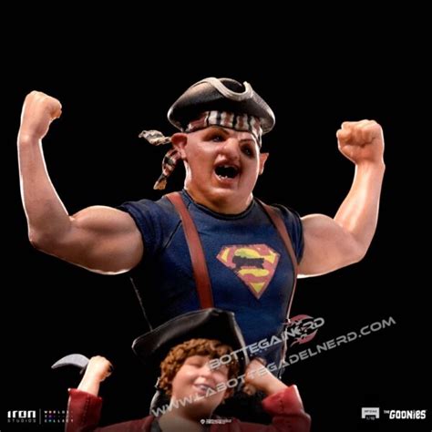 Goonies The Goonies Statue 110 Sloth And Chunk 23cm