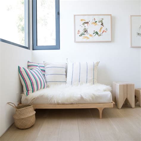 A bedroom should follow the owner's unique personalities. Caravan Baby- und Kinderbett von Kalon im Shop