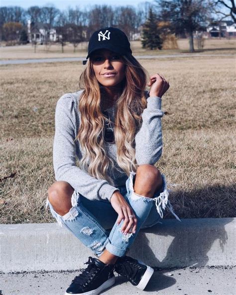 37 Fashion Forward Ways To Wear A Baseball Cap Cap Outfit Outfits