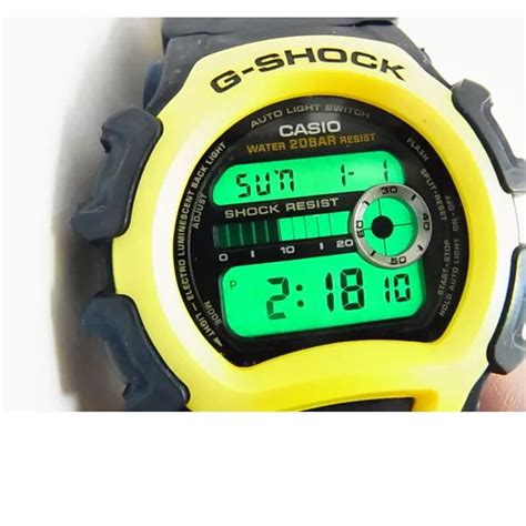 Vintage Casio G Shock Dw 004 Mobile Phones And Gadgets Wearables